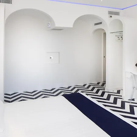 ヴィラ Positamy ポジターノ