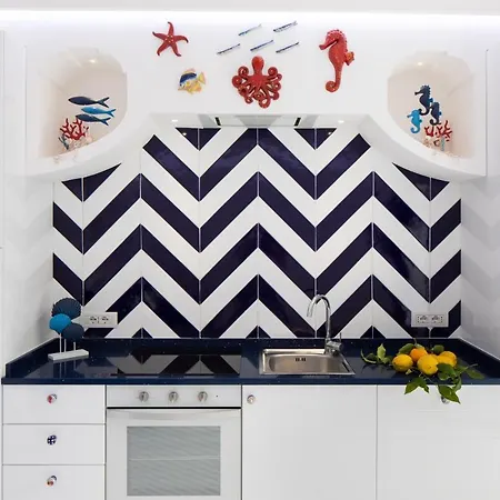 ヴィラ Positamy ポジターノ